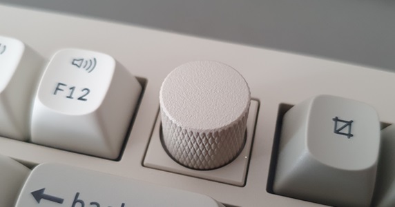 너무 조용해 사무용으로 딱인 기계식 무선 키보드, 키크론 V3 Max 후기